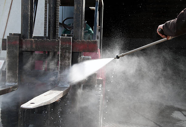 Why Choose Our Certified Pressure Washing Experts for Your Project Needs in Milton, GA?